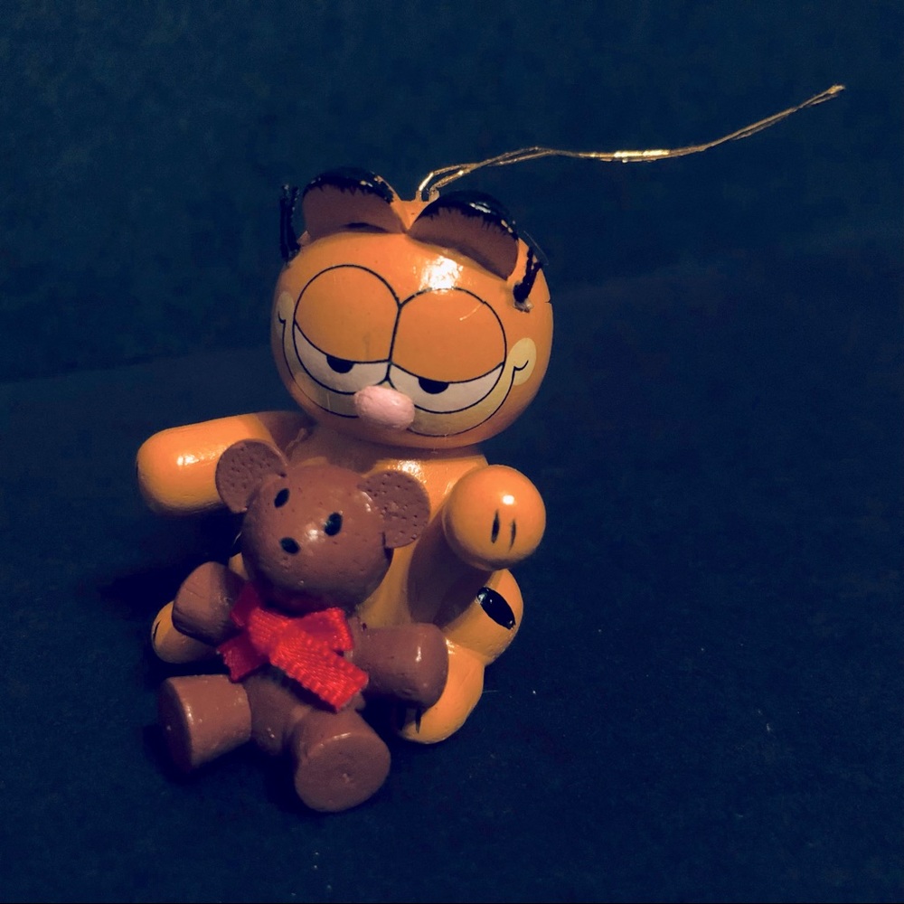 Wooden GARFIELD ornament